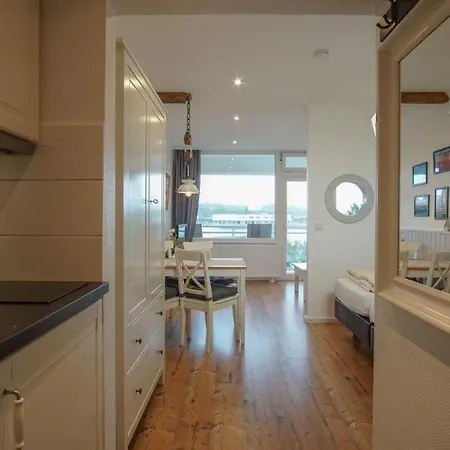 Strandhotel-heiligenhafen-wohnung-208-kajuete-typ-iii 4*