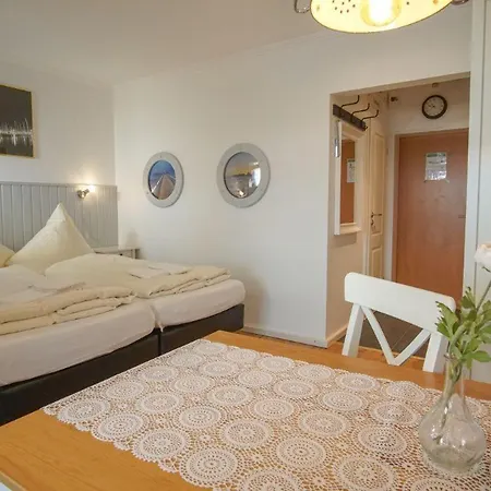 Strandhotel-heiligenhafen-wohnung-208-kajuete-typ-iii 公寓 海利根港